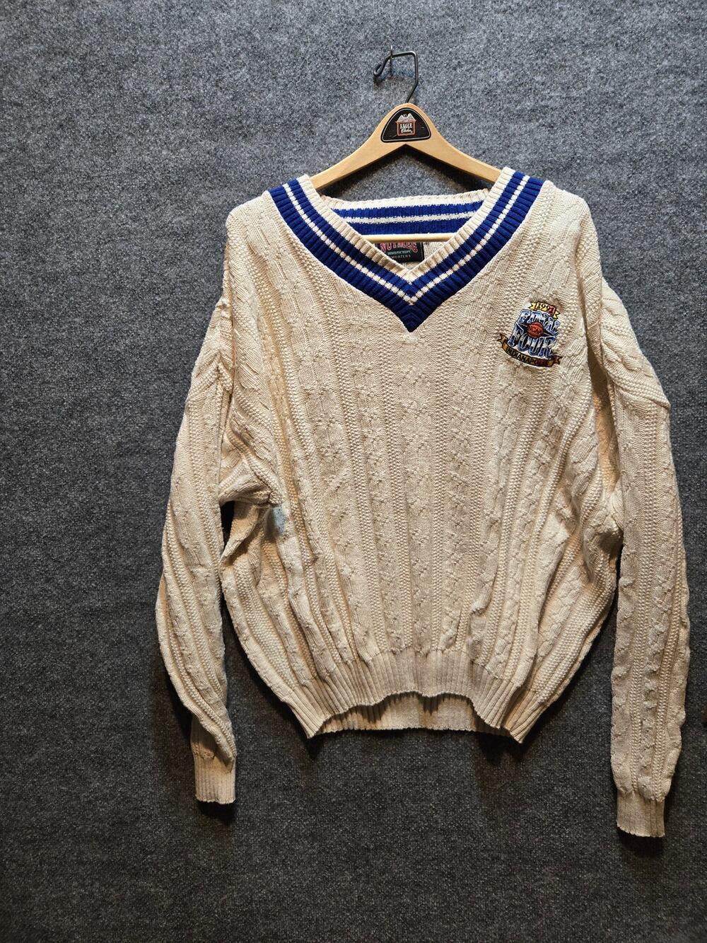 VTG 1990s Nutmeg Mills Varsity Cable Knit Tennis Sweater V-Neck Cream  L/XL